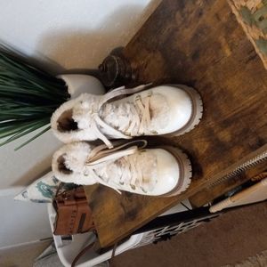 Womens White Boots